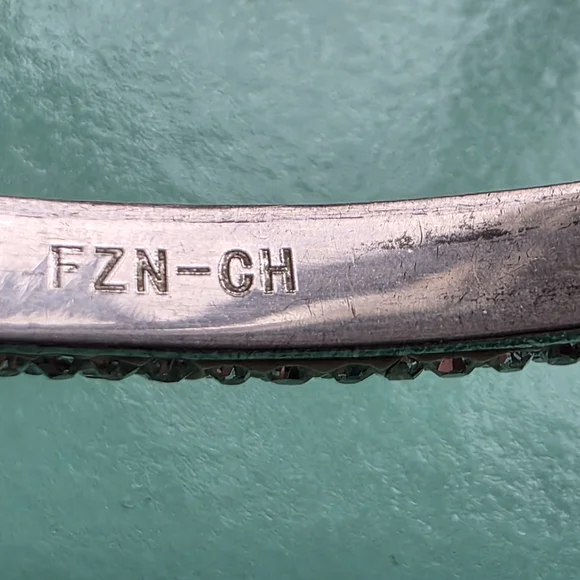 Sterling Silver Tested 925 Rhinestone Hinged Bangle Bracelet Vintage 13.6 Grams - Picture 7 of 12